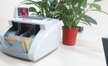 Tư vấn khách hàng cách lựa chọn máy đếm tiền Balion phù hợp với nhu cầu?